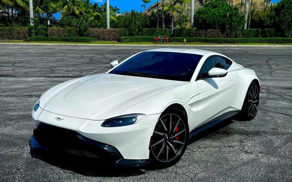 Aston Martin Vantage