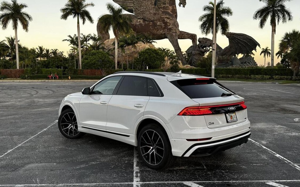 Audi Q8