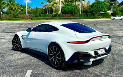 Aston Martin Vantage