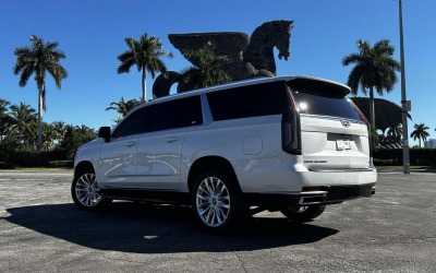 Cadillac Escalade ESV